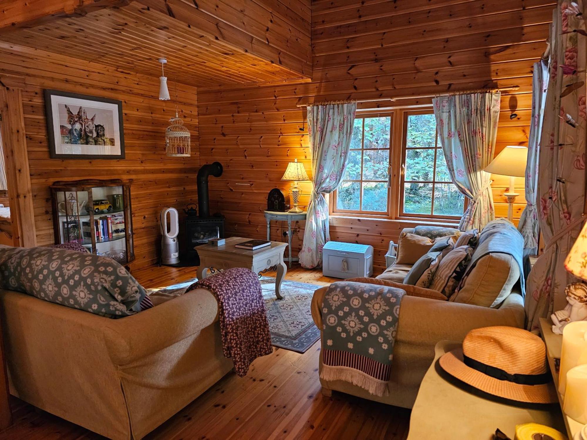 Forest Lodge Log Cabin - Ireland Ballyconnell  Eksteriør bilde