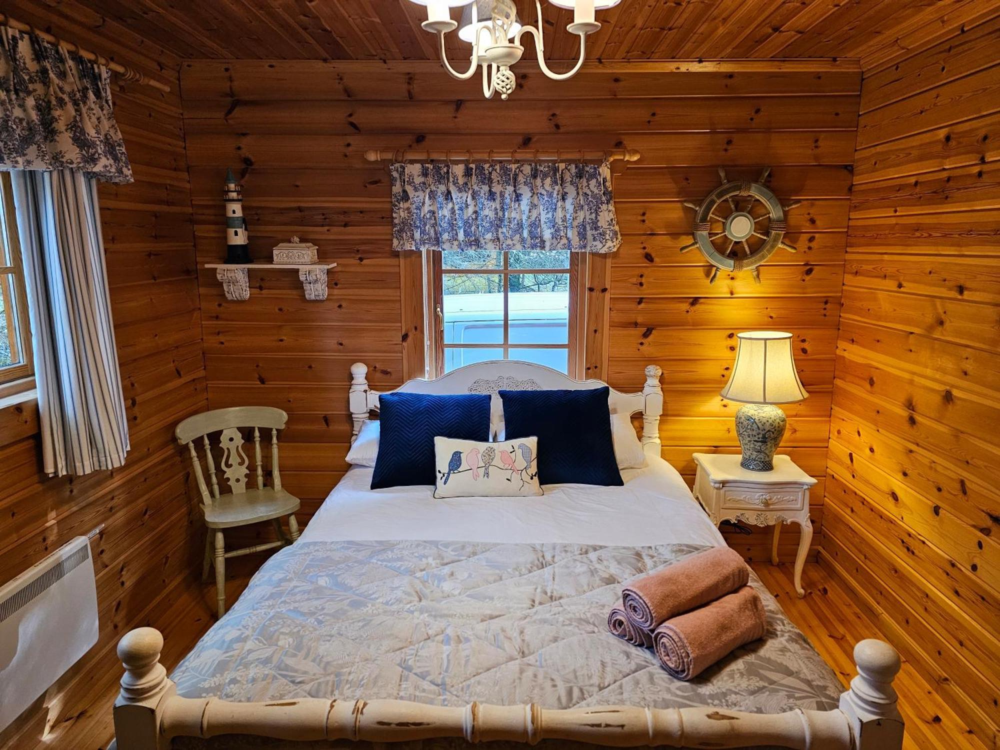 Forest Lodge Log Cabin - Ireland Ballyconnell  Eksteriør bilde